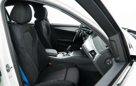 BMW 5 серия, 2018 год, 3 997 077 рублей, 8 фотография