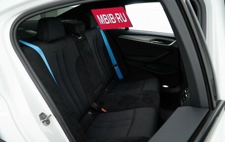 BMW 5 серия, 2018 год, 3 997 077 рублей, 7 фотография