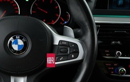 BMW 5 серия, 2018 год, 3 997 077 рублей, 13 фотография