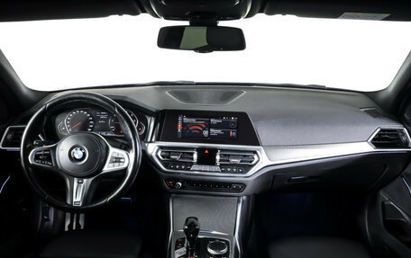 BMW 3 серия, 2021 год, 3 700 000 рублей, 12 фотография