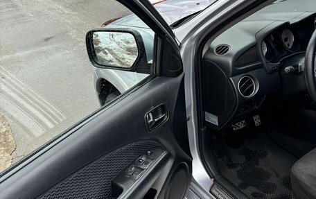 Mitsubishi Outlander III рестайлинг 3, 2006 год, 650 000 рублей, 20 фотография