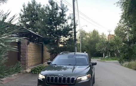 Jeep Cherokee, 2020 год, 2 650 000 рублей, 1 фотография