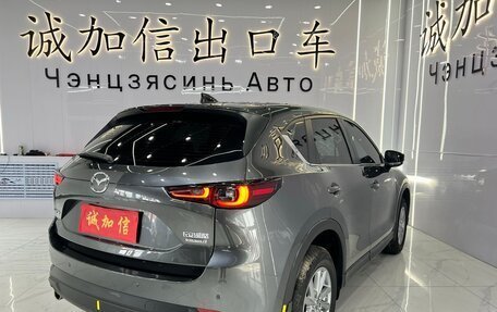 Mazda CX-5 II, 2022 год, 2 400 000 рублей, 4 фотография