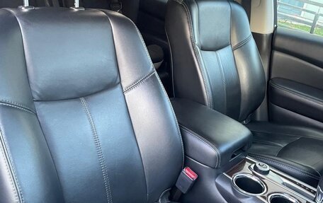 Nissan Pathfinder, 2016 год, 2 220 000 рублей, 14 фотография