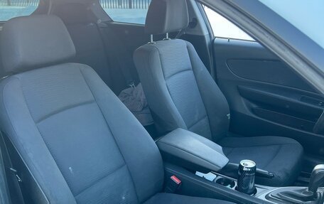 BMW 1 серия, 2011 год, 750 000 рублей, 11 фотография