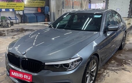 BMW 5 серия, 2018 год, 3 200 000 рублей, 2 фотография