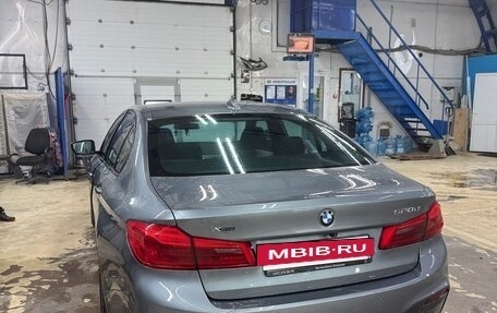 BMW 5 серия, 2018 год, 3 200 000 рублей, 9 фотография