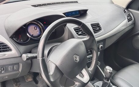 Renault Megane III, 2013 год, 800 000 рублей, 11 фотография