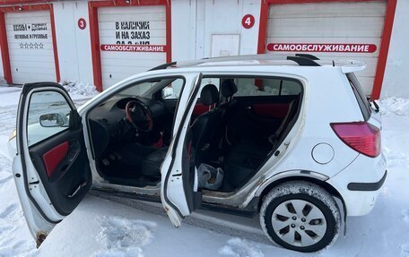 Geely MK Cross I, 2013 год, 130 000 рублей, 3 фотография