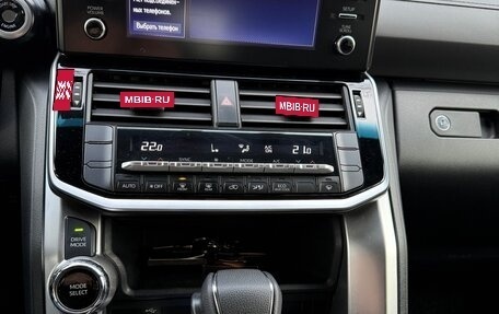 Toyota Land Cruiser, 2023 год, 11 000 000 рублей, 7 фотография