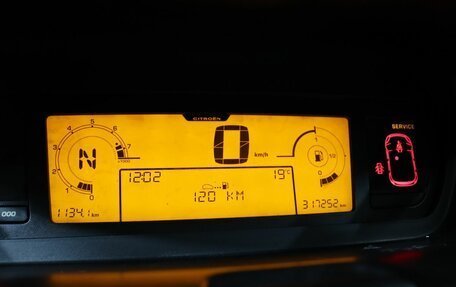 Citroen C4 Picasso II рестайлинг, 2010 год, 590 000 рублей, 15 фотография