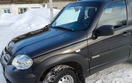 Chevrolet Niva I рестайлинг, 2017 год, 765 000 рублей, 7 фотография