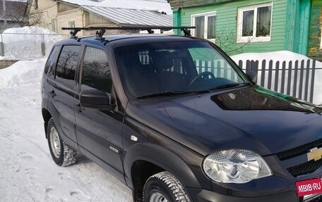Chevrolet Niva I рестайлинг, 2017 год, 765 000 рублей, 4 фотография