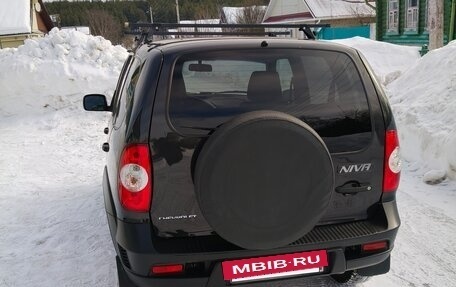 Chevrolet Niva I рестайлинг, 2017 год, 765 000 рублей, 5 фотография