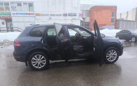 Volkswagen Touareg III, 2010 год, 1 700 000 рублей, 8 фотография