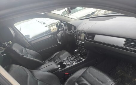 Volkswagen Touareg III, 2010 год, 1 700 000 рублей, 10 фотография