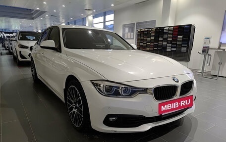 BMW 3 серия, 2017 год, 1 750 000 рублей, 3 фотография