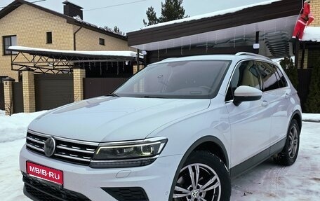 Volkswagen Tiguan II, 2018 год, 2 340 000 рублей, 1 фотография