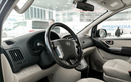 Hyundai H-1 II рестайлинг, 2019 год, 2 995 000 рублей, 16 фотография