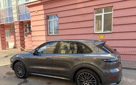 Porsche Cayenne III, 2020 год, 7 500 000 рублей, 2 фотография