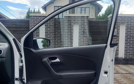 Volkswagen Polo VI (EU Market), 2020 год, 1 210 000 рублей, 15 фотография