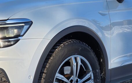 Volkswagen Tiguan II, 2018 год, 2 340 000 рублей, 11 фотография