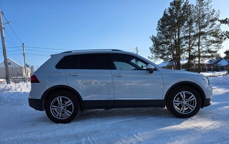 Volkswagen Tiguan II, 2018 год, 2 340 000 рублей, 9 фотография