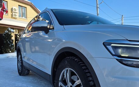 Volkswagen Tiguan II, 2018 год, 2 340 000 рублей, 10 фотография