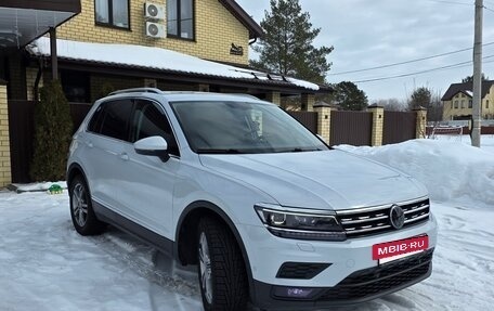 Volkswagen Tiguan II, 2018 год, 2 340 000 рублей, 6 фотография
