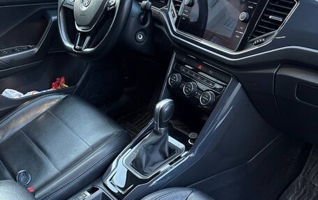 Volkswagen T-Roc I, 2019 год, 2 100 000 рублей, 11 фотография