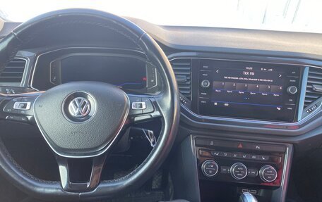 Volkswagen T-Roc I, 2019 год, 2 100 000 рублей, 8 фотография