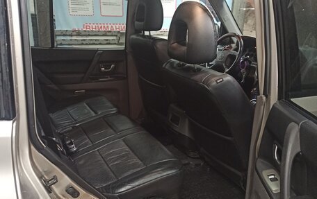 Mitsubishi Pajero III рестайлинг, 2004 год, 1 100 000 рублей, 9 фотография