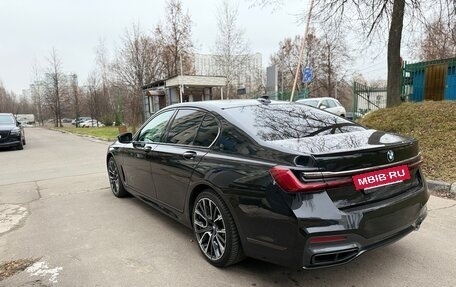 BMW 7 серия, 2019 год, 6 200 000 рублей, 3 фотография