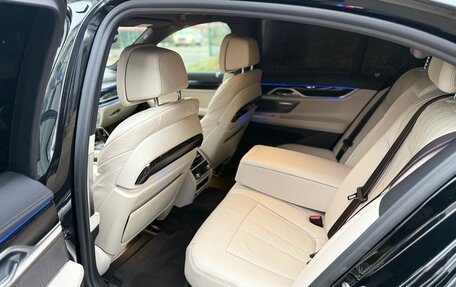 BMW 7 серия, 2019 год, 6 200 000 рублей, 11 фотография