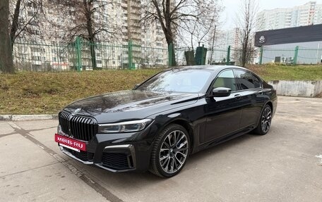 BMW 7 серия, 2019 год, 6 200 000 рублей, 2 фотография