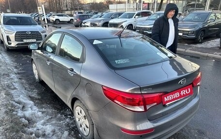 KIA Rio III рестайлинг, 2016 год, 1 130 000 рублей, 3 фотография