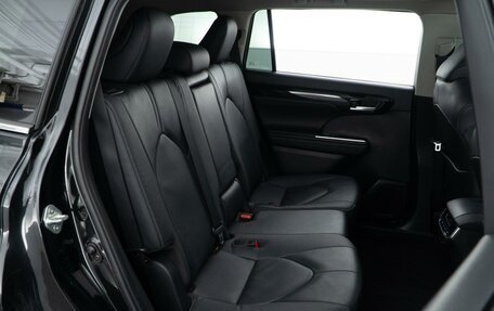 Toyota Highlander, 2021 год, 4 298 055 рублей, 7 фотография