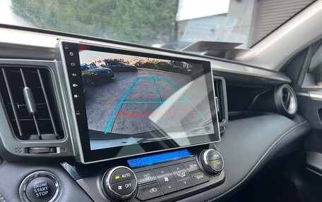 Toyota RAV4, 2013 год, 1 800 000 рублей, 24 фотография