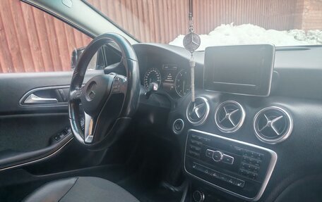Mercedes-Benz A-Класс, 2014 год, 1 200 000 рублей, 4 фотография