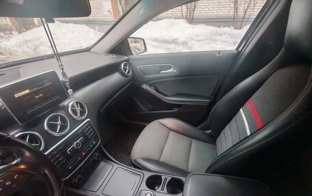 Mercedes-Benz A-Класс, 2014 год, 1 200 000 рублей, 5 фотография