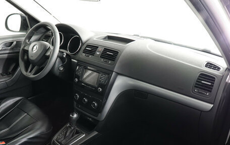 Skoda Yeti I рестайлинг, 2017 год, 1 277 000 рублей, 6 фотография