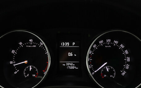 Skoda Yeti I рестайлинг, 2017 год, 1 277 000 рублей, 7 фотография