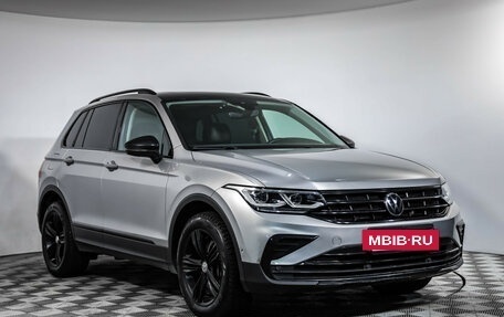 Volkswagen Tiguan II, 2021 год, 2 999 000 рублей, 3 фотография