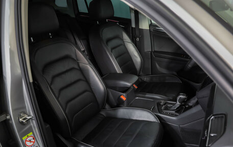 Volkswagen Tiguan II, 2021 год, 2 999 000 рублей, 27 фотография