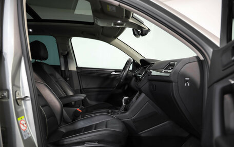 Volkswagen Tiguan II, 2021 год, 2 999 000 рублей, 28 фотография