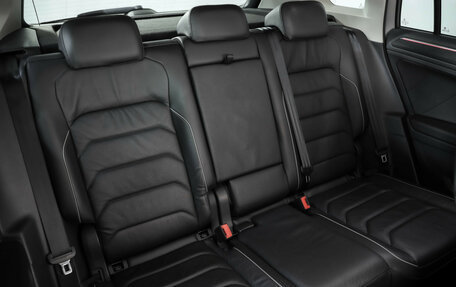 Volkswagen Tiguan II, 2021 год, 2 999 000 рублей, 30 фотография