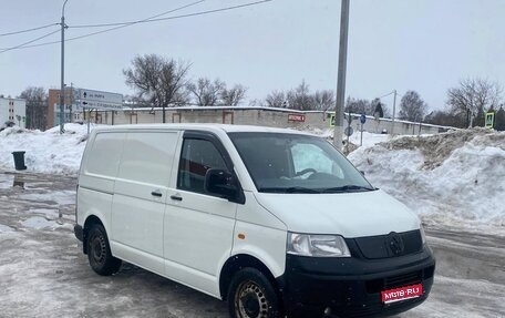 Volkswagen Transporter T5 рестайлинг, 2006 год, 795 000 рублей, 1 фотография