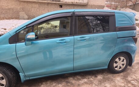 Honda Freed I, 2012 год, 1 150 000 рублей, 3 фотография