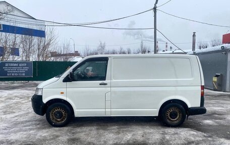 Volkswagen Transporter T5 рестайлинг, 2006 год, 795 000 рублей, 2 фотография
