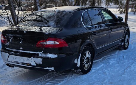 Skoda Superb III рестайлинг, 2012 год, 1 050 000 рублей, 5 фотография